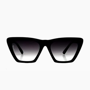 Otra ‘Step Ahead’ Black Gradient Lens Sunglass